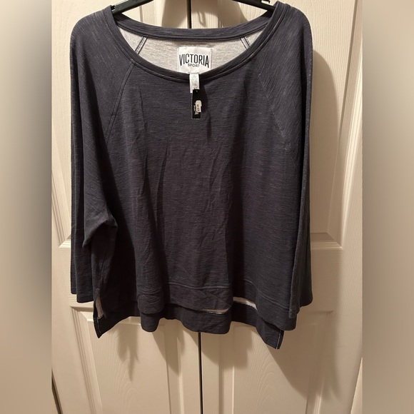 NWT Victoria Sport gray sweatshirt size medium - Picture 1 of 3